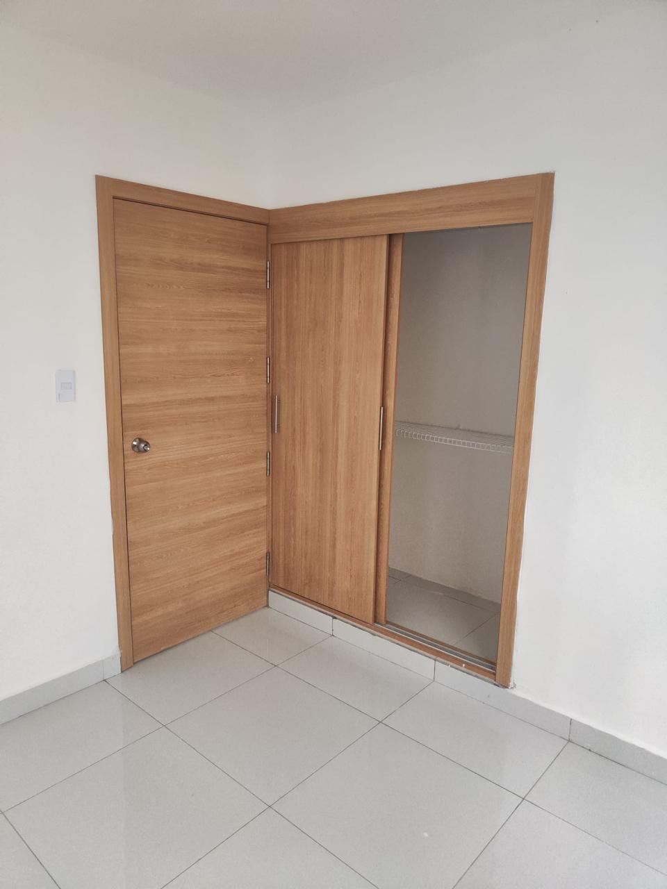 Apartamento en Alquiler en la Autopista de San Isidro. Foto 7284908-5.jpg