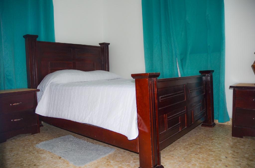 EN VENTA VILLA 5 HABITACIONES CON PISCINA Foto 7285333-1.jpg