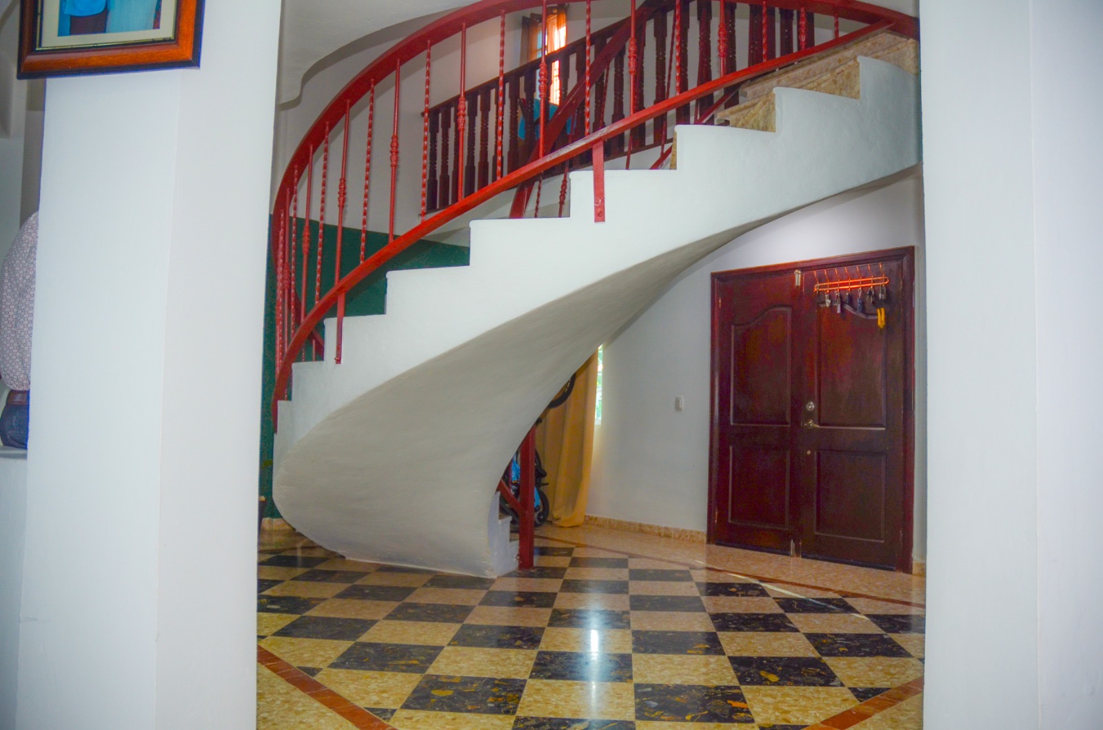 EN VENTA VILLA 5 HABITACIONES CON PISCINA Foto 7285333-2.jpg