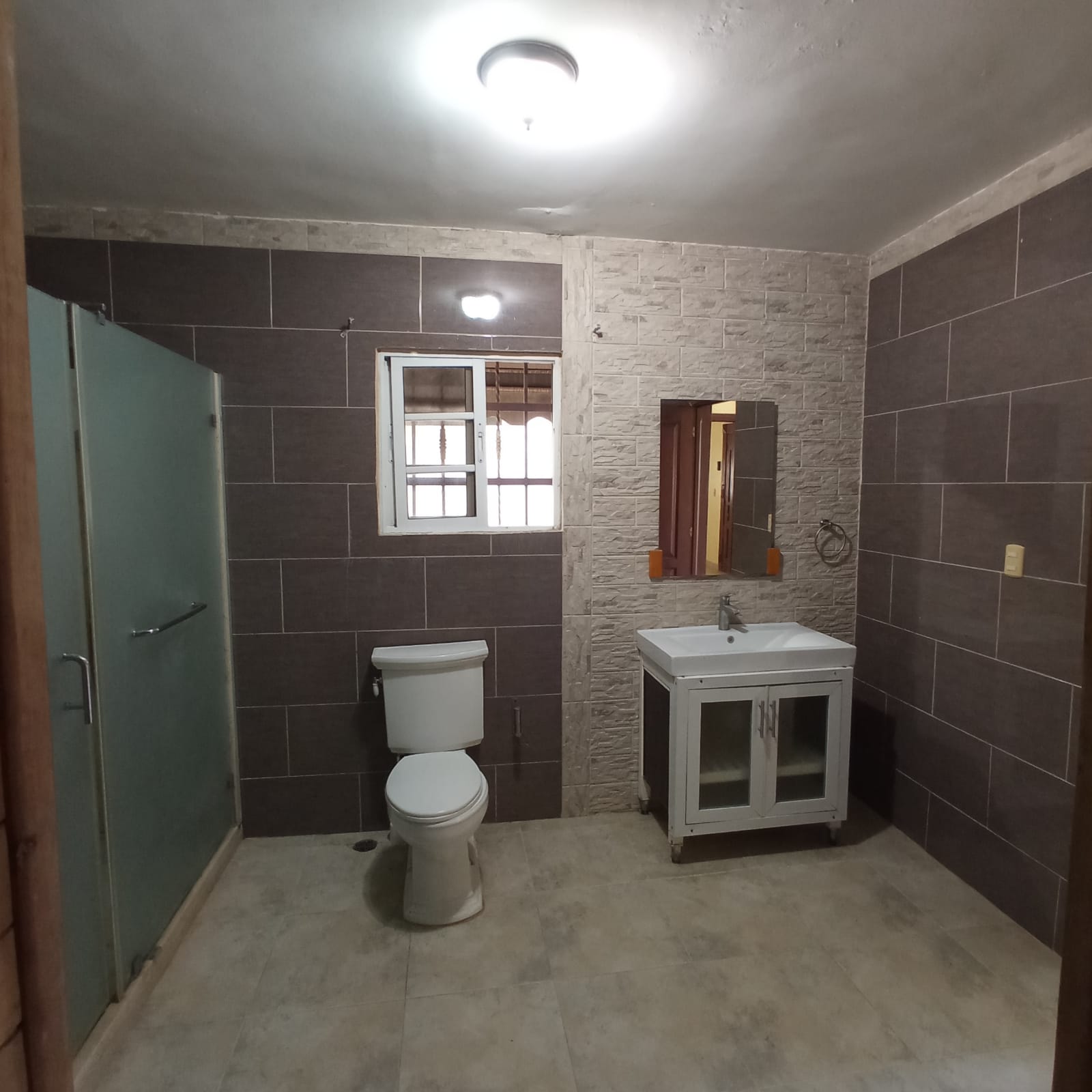 Casa en venta de 3 niveles en la Zona Oriental S.D.E. Foto 7285367-12.jpg