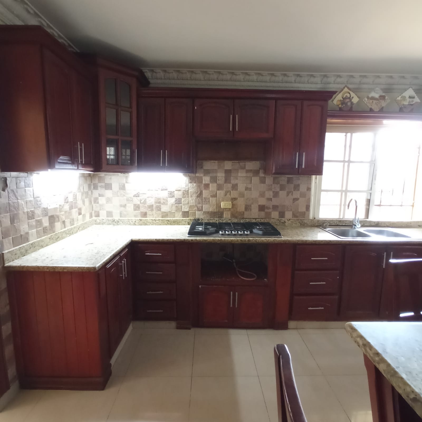 Casa en venta de 3 niveles en la Zona Oriental S.D.E. Foto 7285367-5.jpg