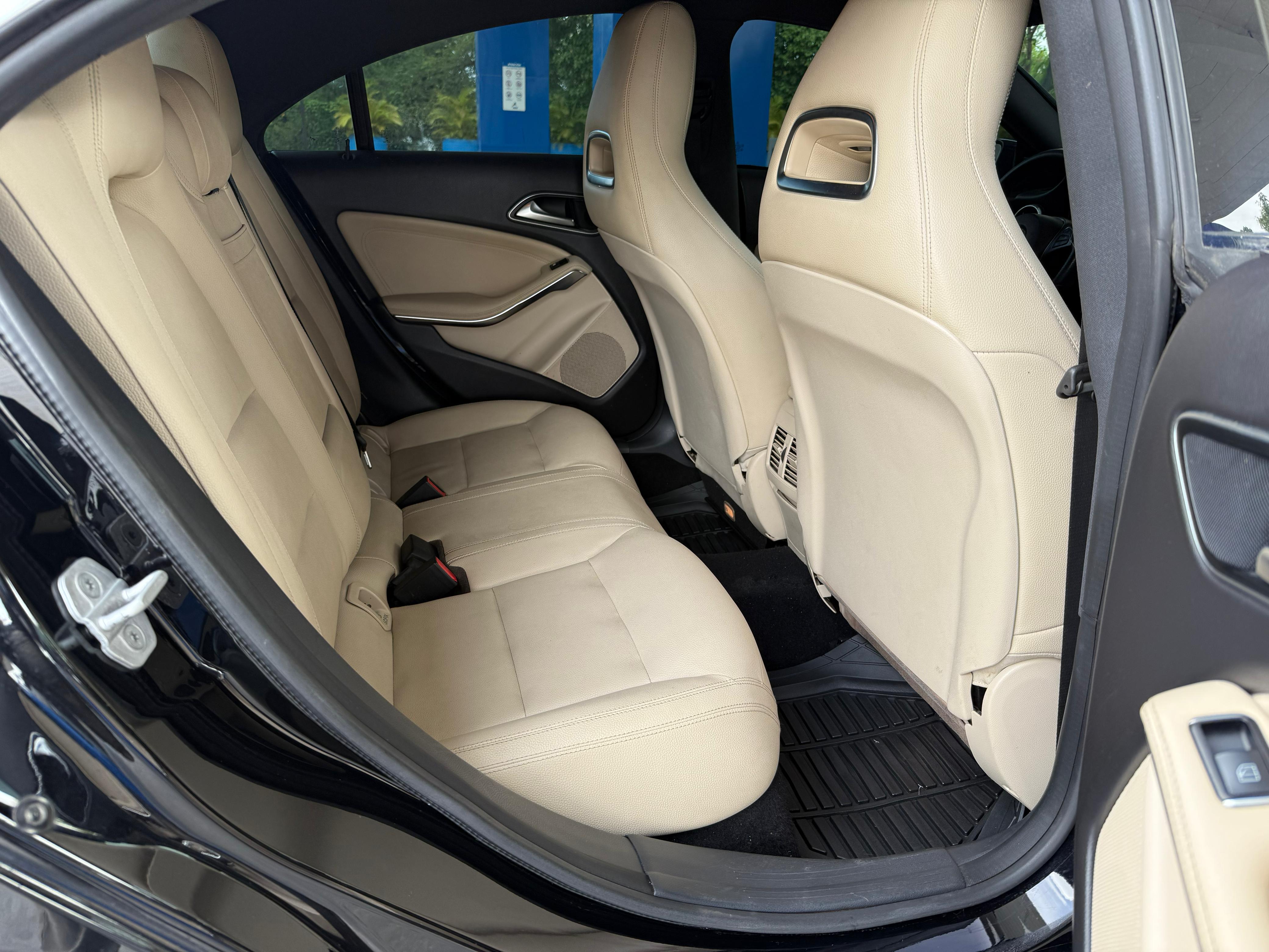 Se vende Mercedes Benz CLA250 2018 Foto 7285440-4.jpg