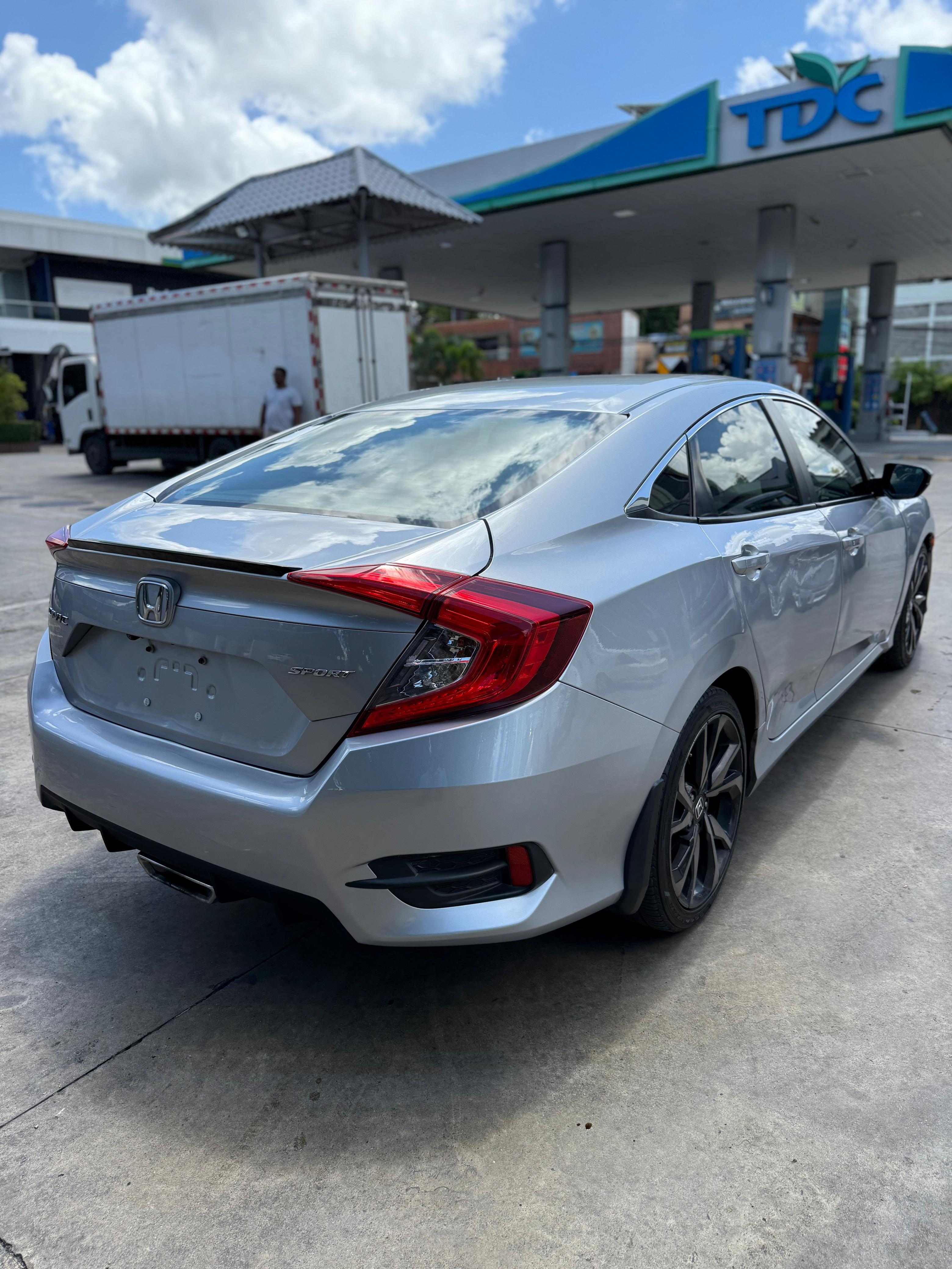 Honda Civic 2019 Sport Foto 7285441-7.jpg