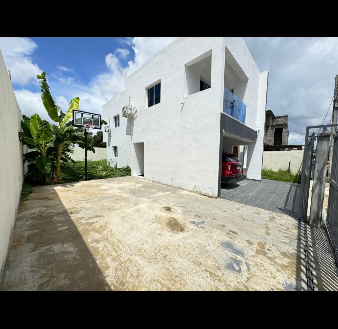 Casa en venta en tranquilo residencial en el km 13 Autopista Duarte Foto 7285475-5.jpg
