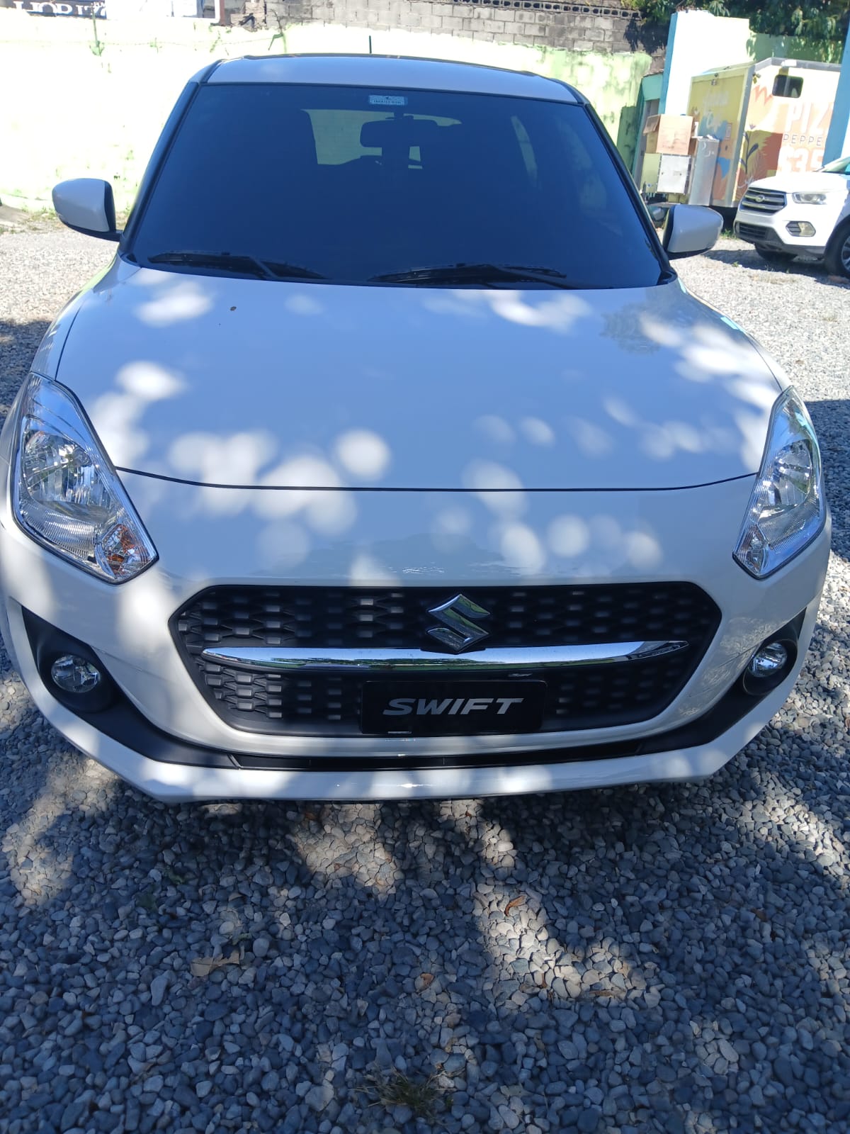 SUZUKI SWIFT 2024 BLANCA con 3 mil kms garantia de la casa Foto 7285606-9.jpg