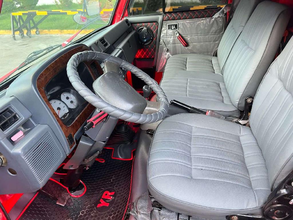 Daihatsu Delta Condor 2007 cara ancha cama larga Foto 7285632-2.jpg
