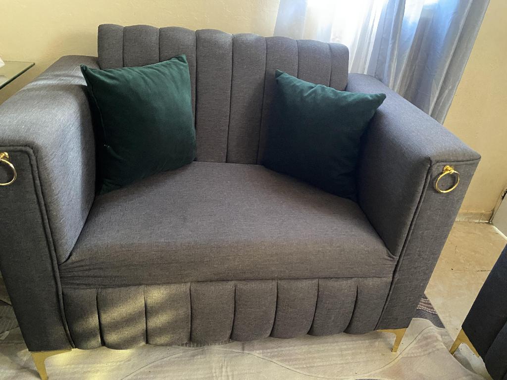 VENDO JUEGO DE SOFAS 2-2 PARA UNA SALA PEQUEÑA USADOS EN MUY BUEN ESTA Foto 7285796-1.jpg