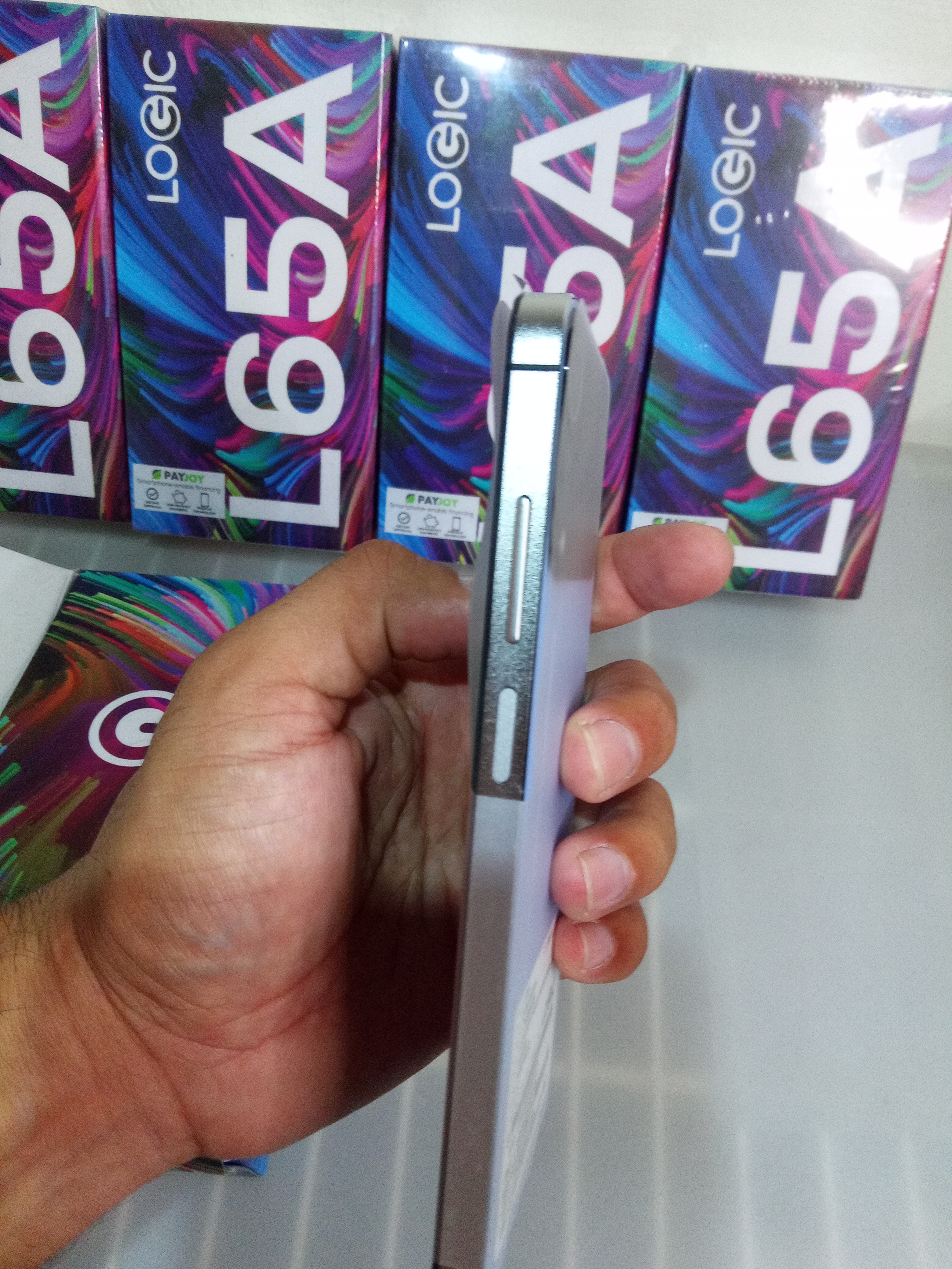 Celular Logic L65A 864GB Foto 7285863-3.jpg