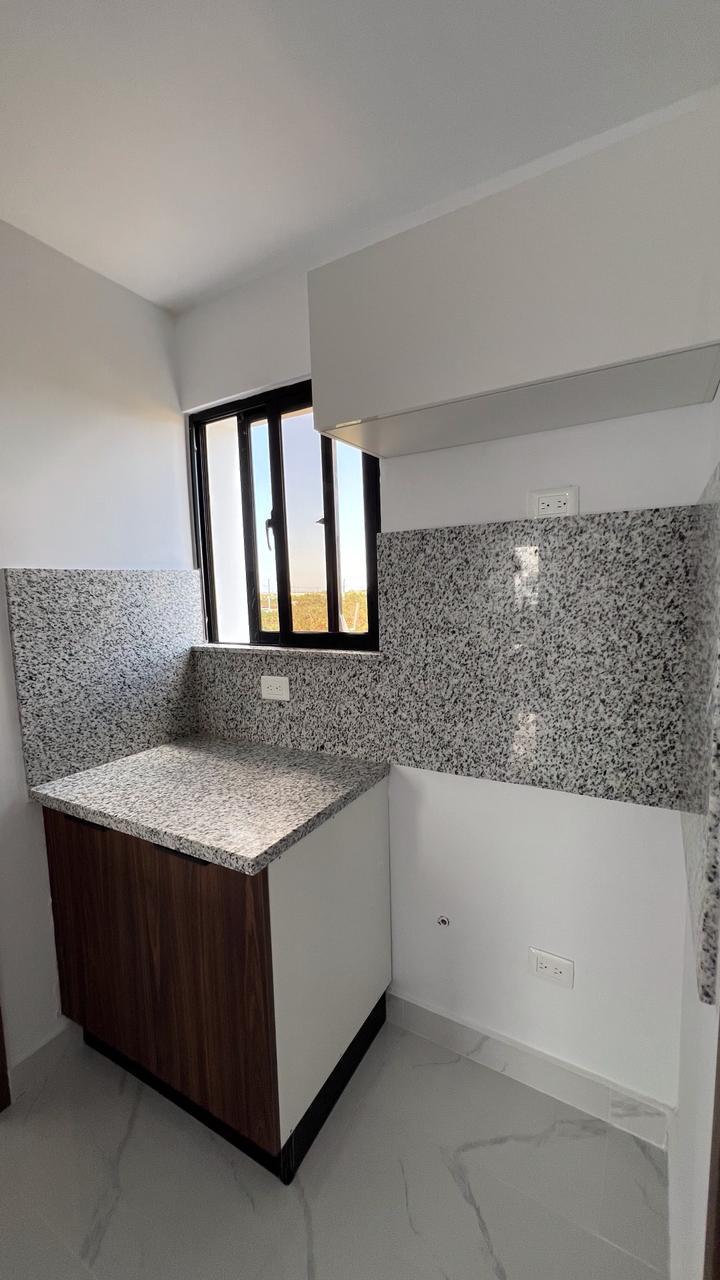 Apartamento de 3 Habitaciones en Venta en la Av. Ecologica. Foto 7285958-7.jpg