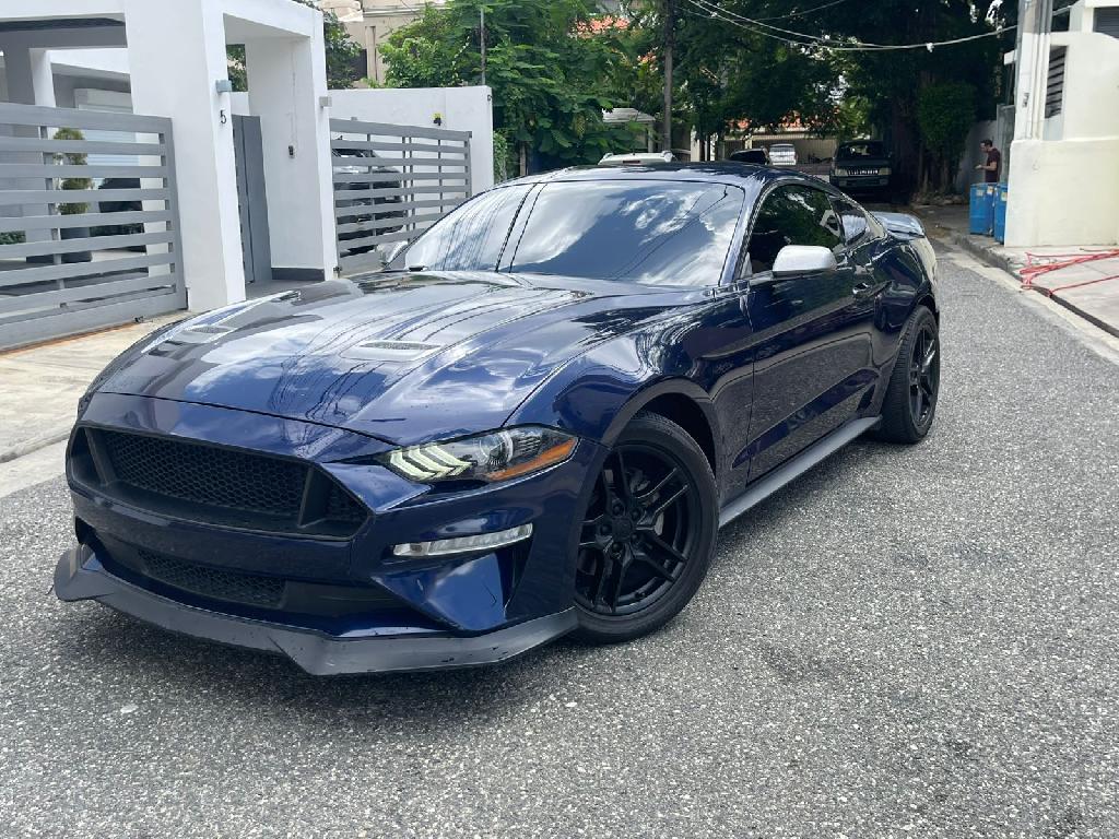 FORD MUSTANG ECOBOOST PREMIUM FASTBACK 2018 COMO NUEVO Foto 7286032-1.jpg