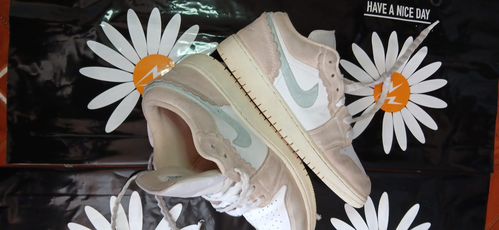 Tenis jordan 1 low excelente condiciones  Foto 7286317-3.jpg