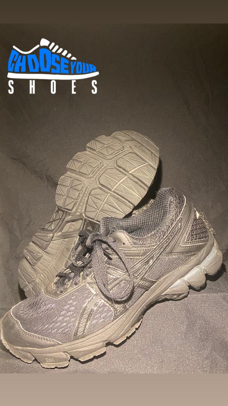 ASICS GT 1000 4 en Monseñor Nouel Foto 7286333-1.jpg