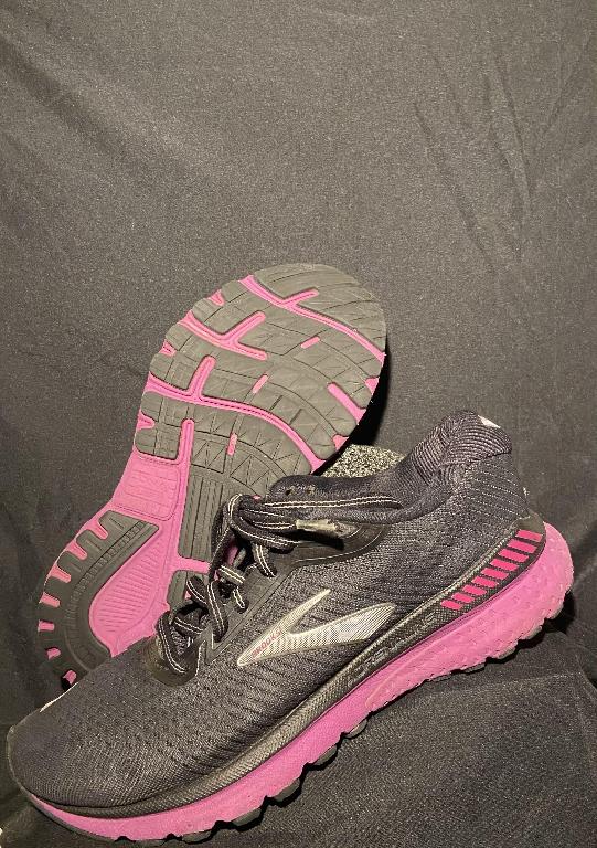 Brooks adrenalina GTS 2 en Monseñor Nouel Foto 7286334-1.jpg