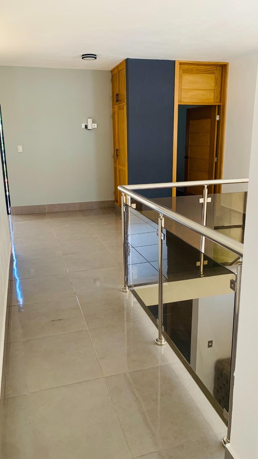 Vivienda Unifamiliar de 2 Niveles en Venta en Jarabacoa RD Foto 7286344-12.jpg