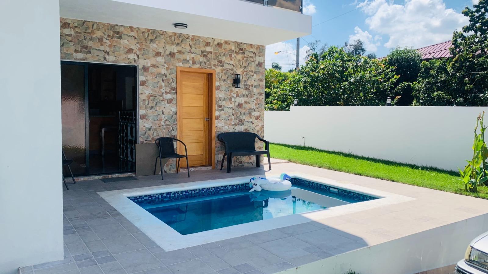 Vivienda Unifamiliar de 2 Niveles en Venta en Jarabacoa RD Foto 7286344-8.jpg