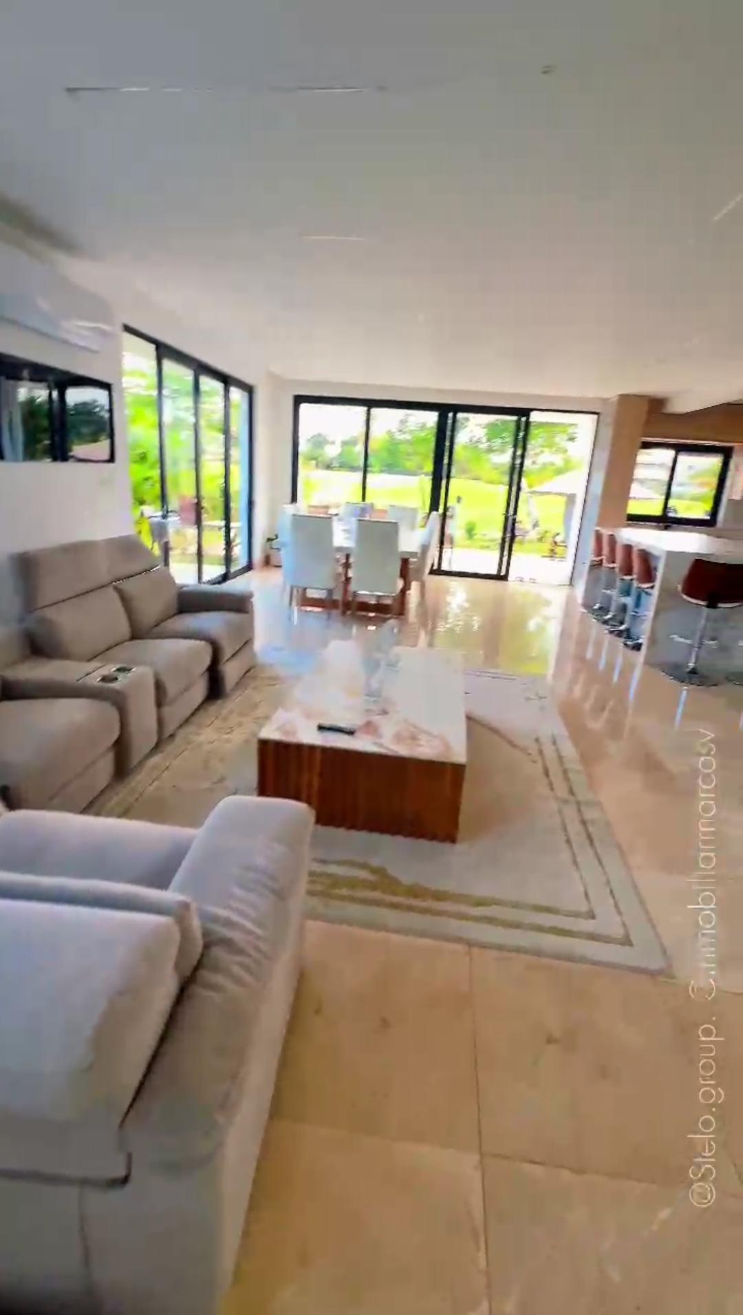 Vendo villa de lujo frente al campo de golf en Playa Nueva Romana Foto 7286502-13.jpg