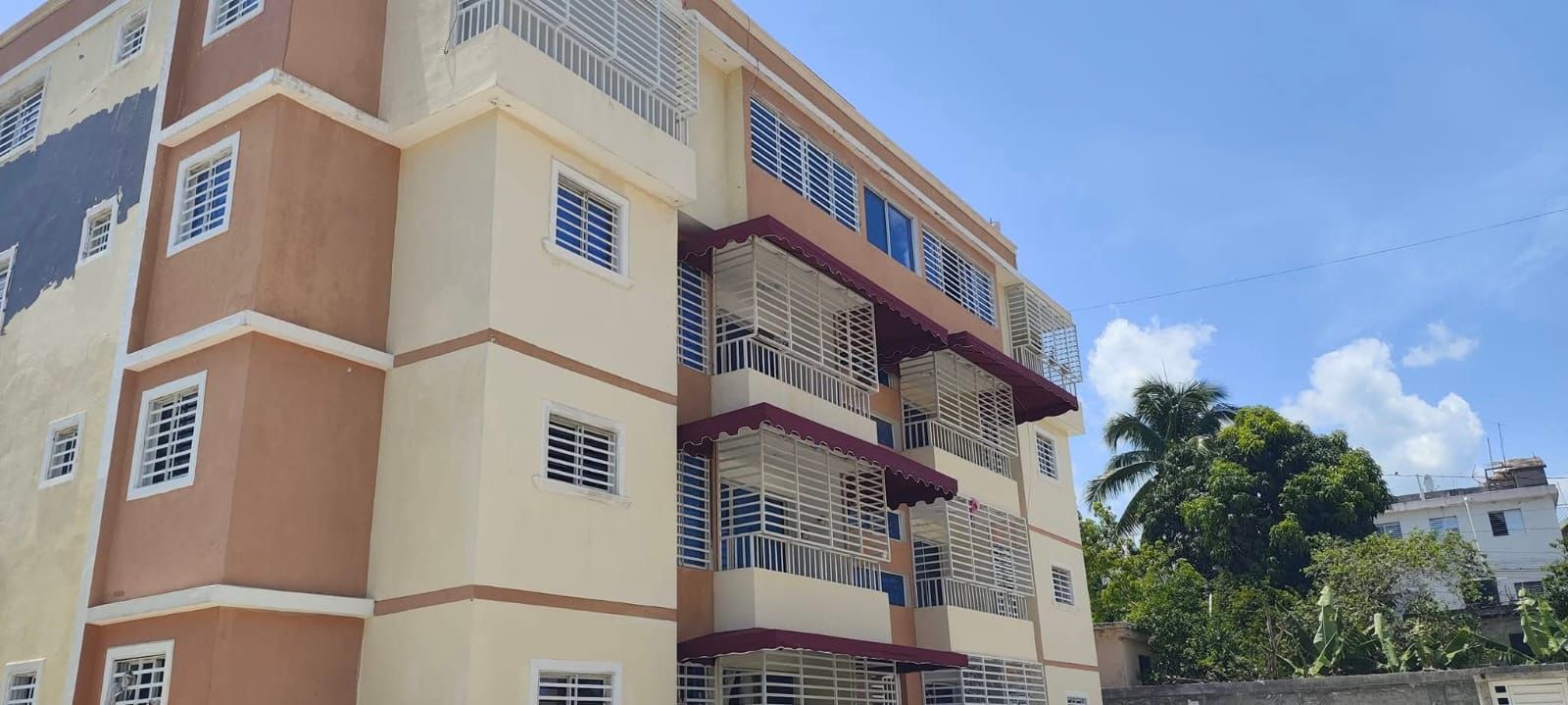 EN VENTA APARTAMENTO CERCANO A SUPERMERCADO MANOLIN EN SAN CRISTOBAL Foto 7286594-4.jpg