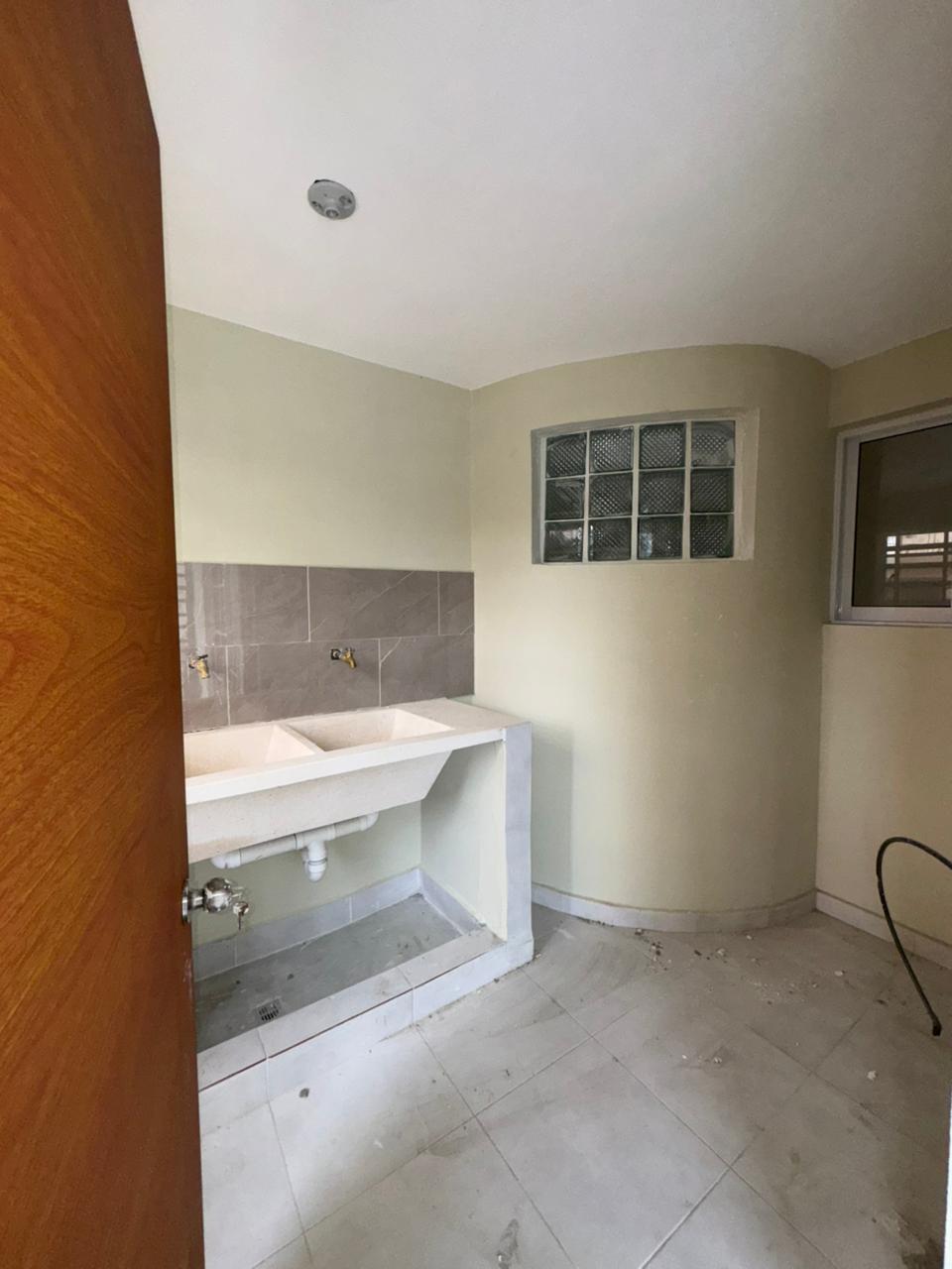 SE ALQUILA NUEVO APARTAMENTO EN SANTE IV Foto 7286596-2.jpg
