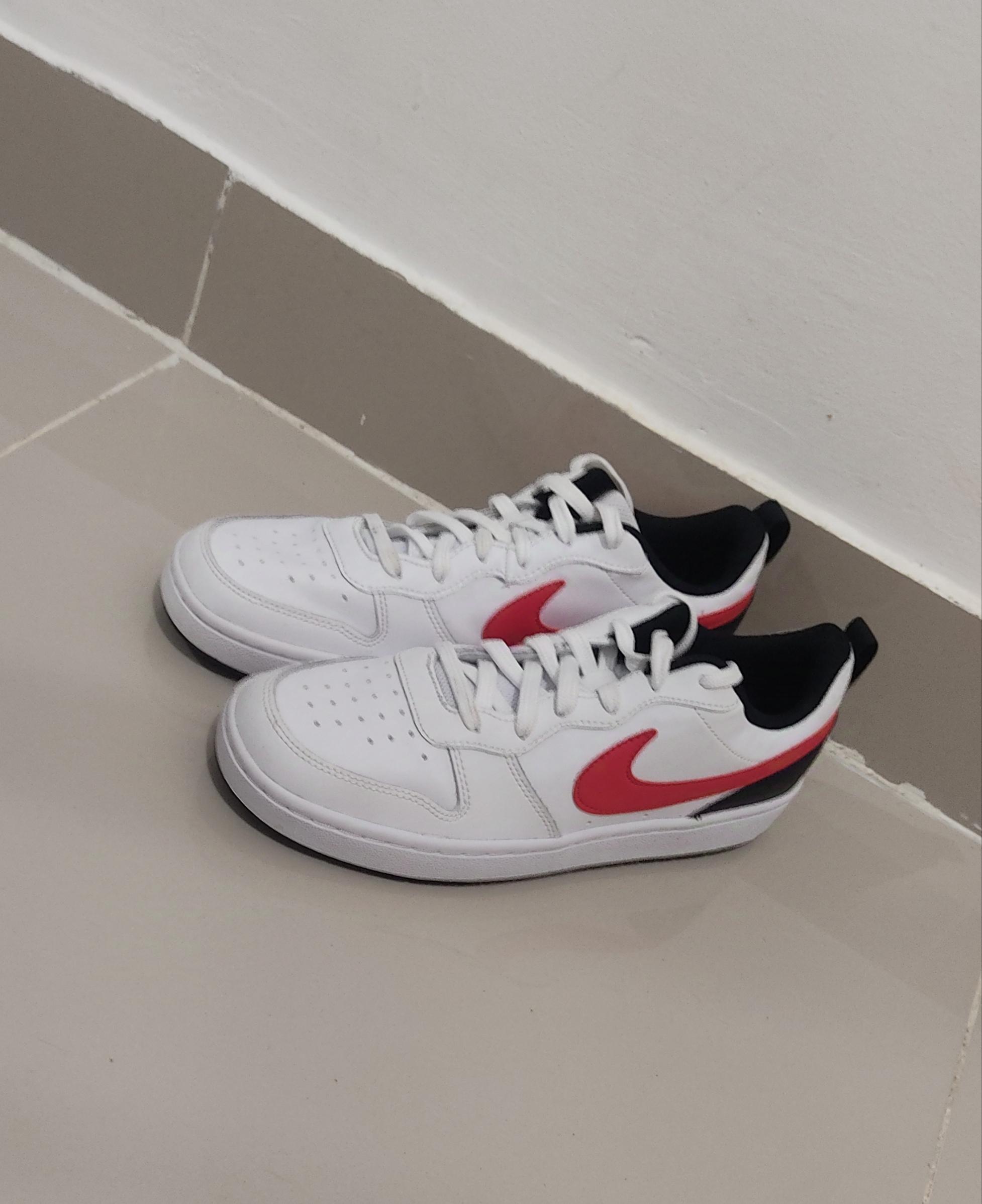 Nike Court Borough Low  Foto 7286623-2.jpg