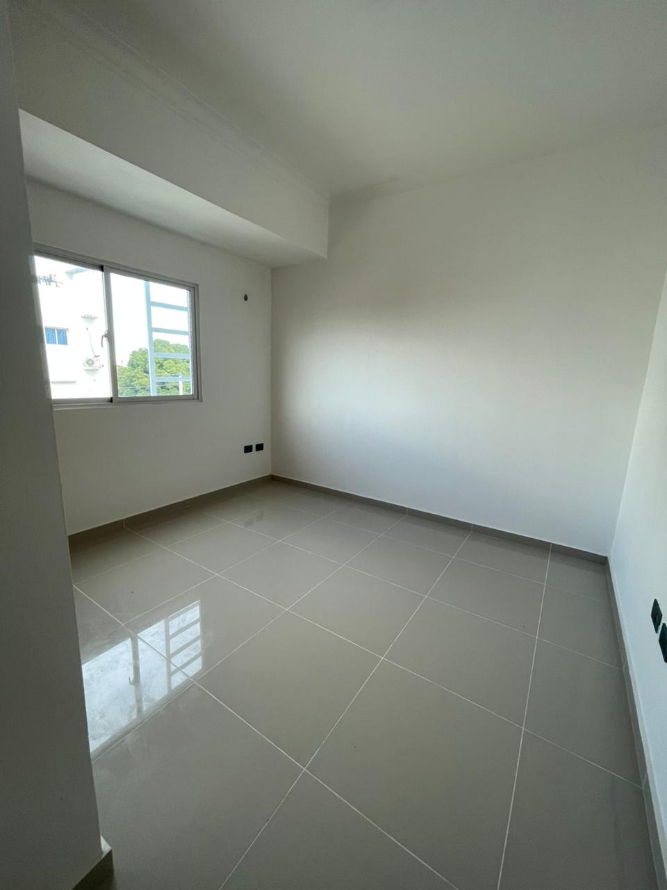 Apartamento de 3 Habitaciones en Venta en los Respaldos de los 3 Ojos. Foto 7286888-8.jpg