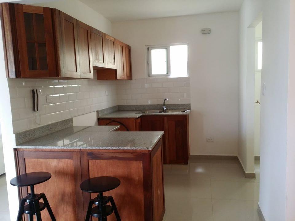 Apartamento de 3 Habitaciones en Venta en la Av. Ecológica.  Foto 7286922-5.jpg