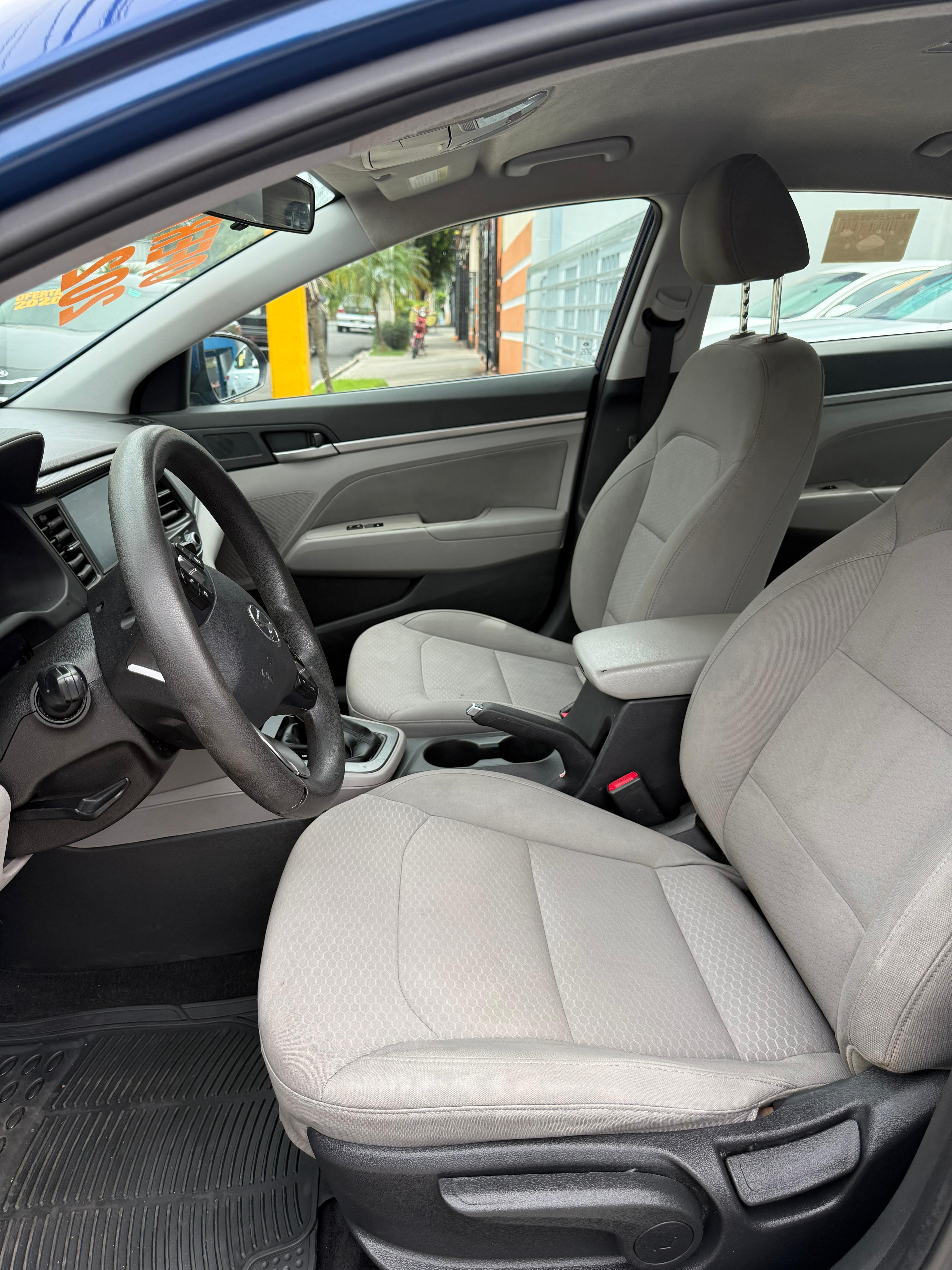 hyundai elantra sel Foto 7286937-7.jpg