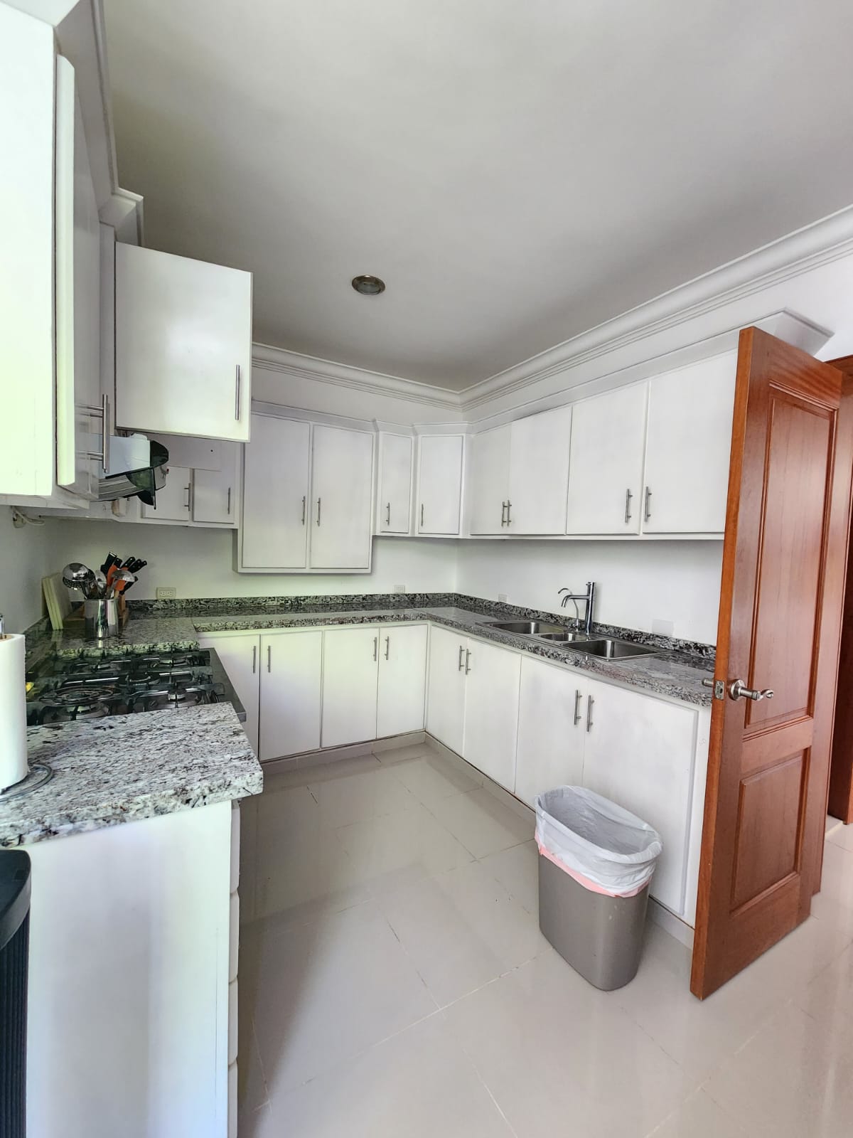 Villa Clásica  muy Amplia y excelentes condiciones de 1 Nivel con Vist Foto 7287076-7.jpg