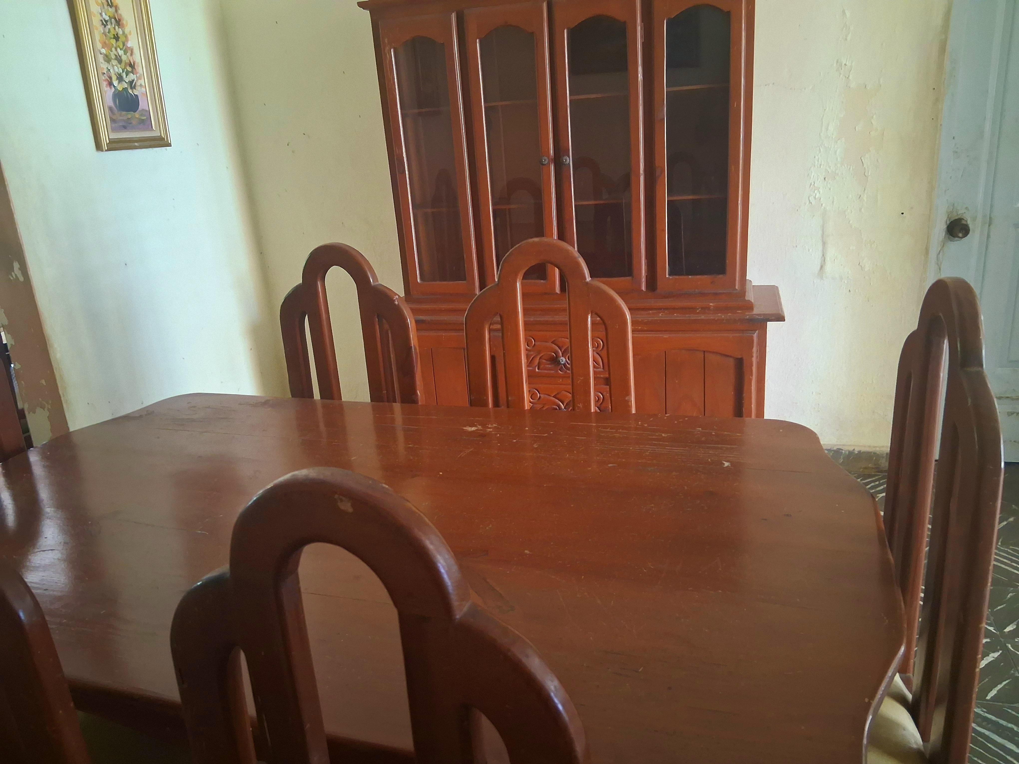 Juego de Comedor y Vitrina todo en Andiroba Foto 7287140-6.jpg