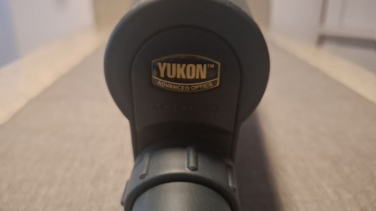 Telescopio Spotting Scope Yukon 20-50x50 Foto 7287188-5.jpg