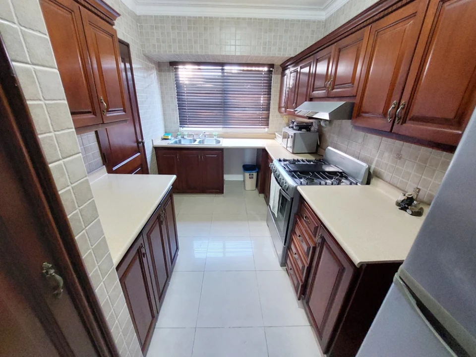 APARTAMENTO EN ALQUILER UBICADO EN EL PRESTIGIOSO SECTOR DE NACO Foto 7287235-12.jpg
