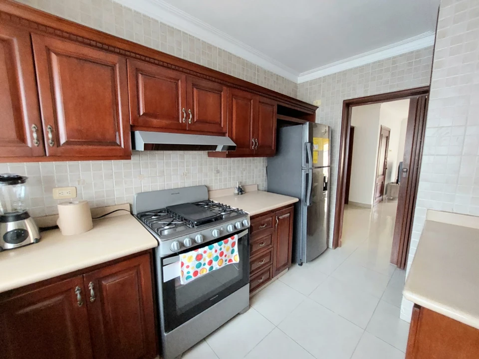 APARTAMENTO EN ALQUILER UBICADO EN EL PRESTIGIOSO SECTOR DE NACO Foto 7287235-6.jpg
