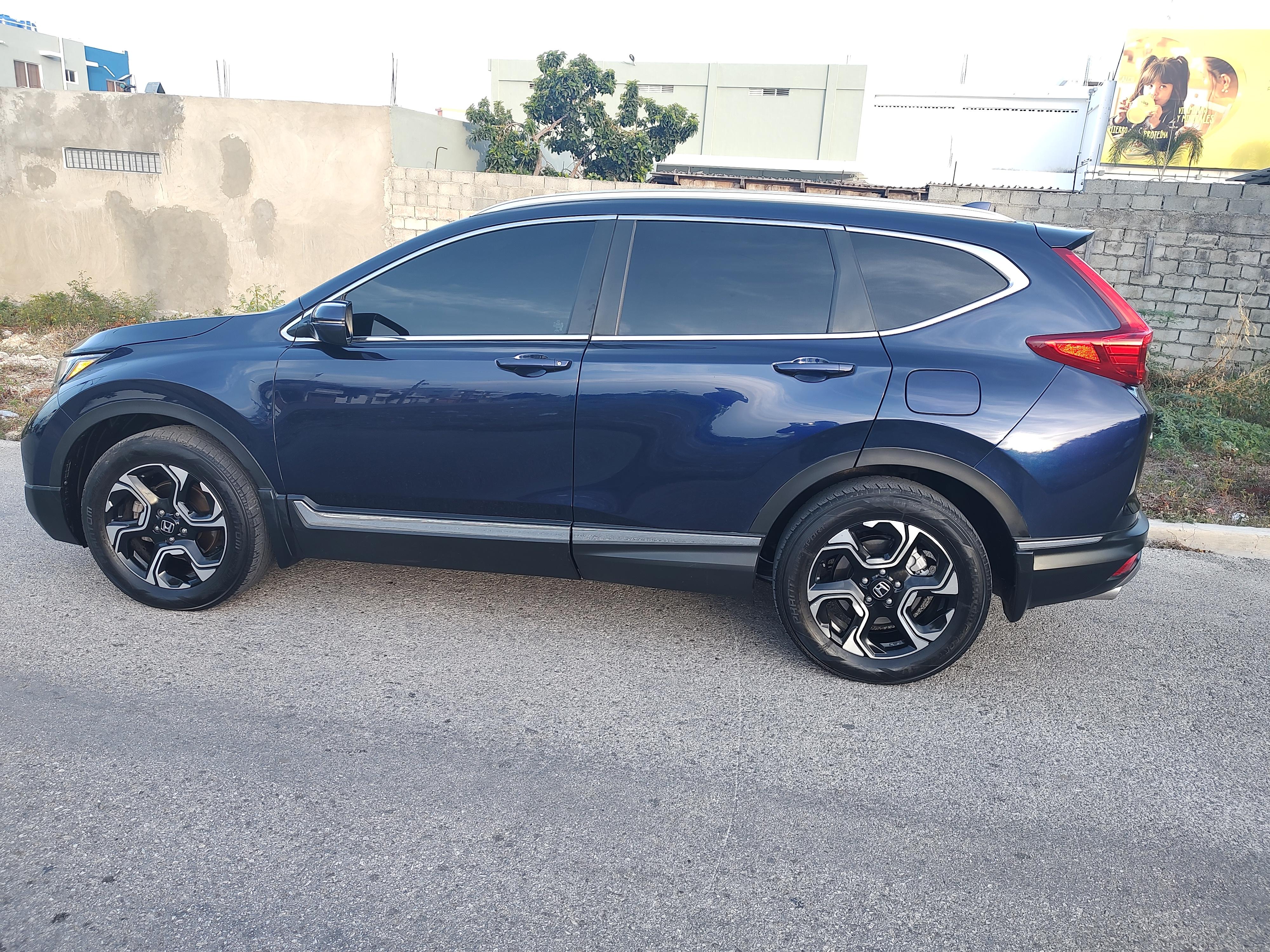 Honda CR-V touring 2019 clean car fax en Barahona Foto 7287260-3.jpg