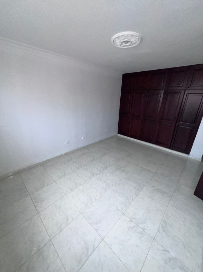 VENTA DE 4TO NIVEL EN HACIENDA GUTIERREZ EN GURABO Foto 7287534-5.jpg