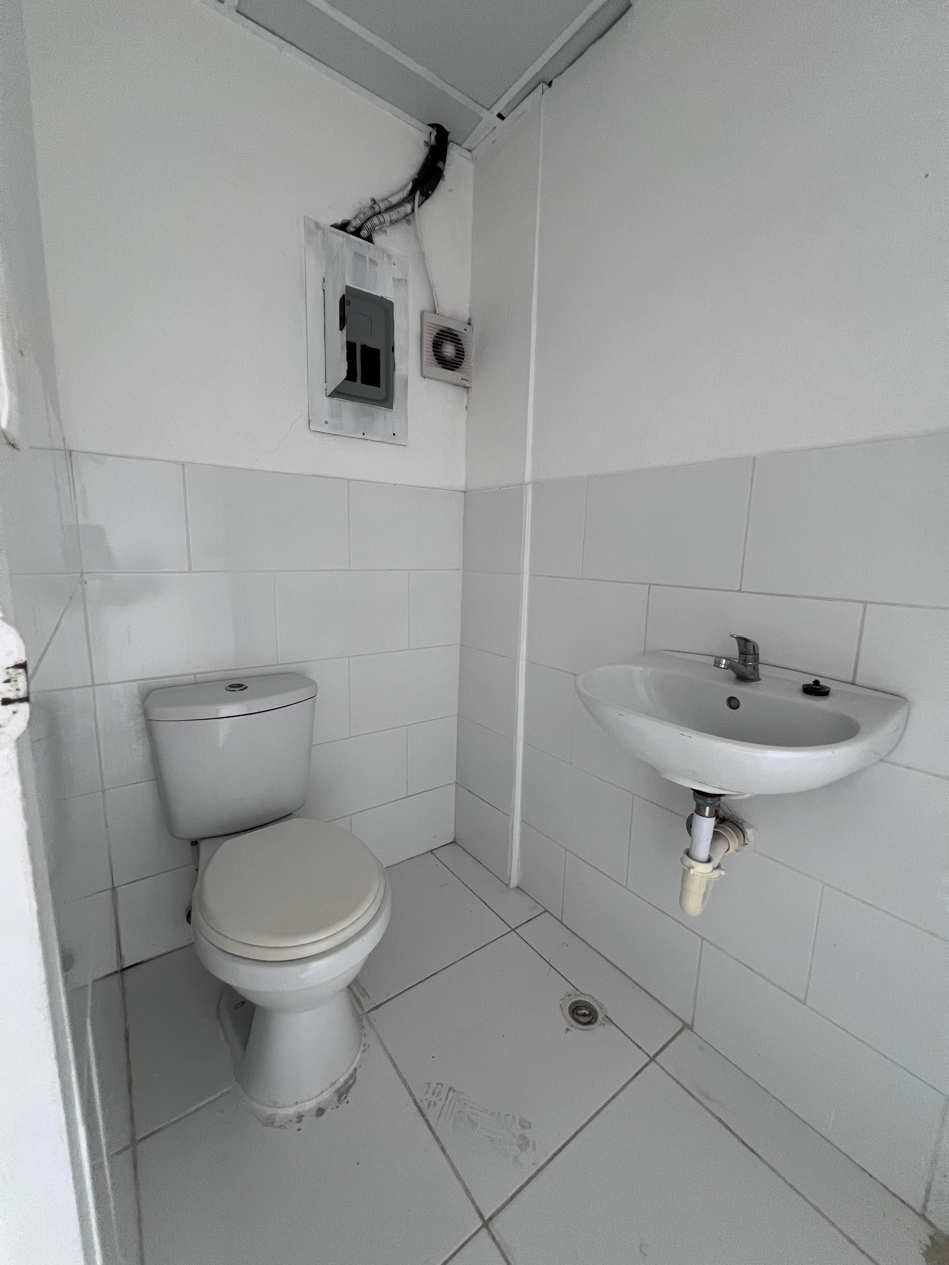 VENTA DE LOCAL COMERCIAL EN ESTRELLA SADHALA PUCMM Foto 7287536-7.jpg