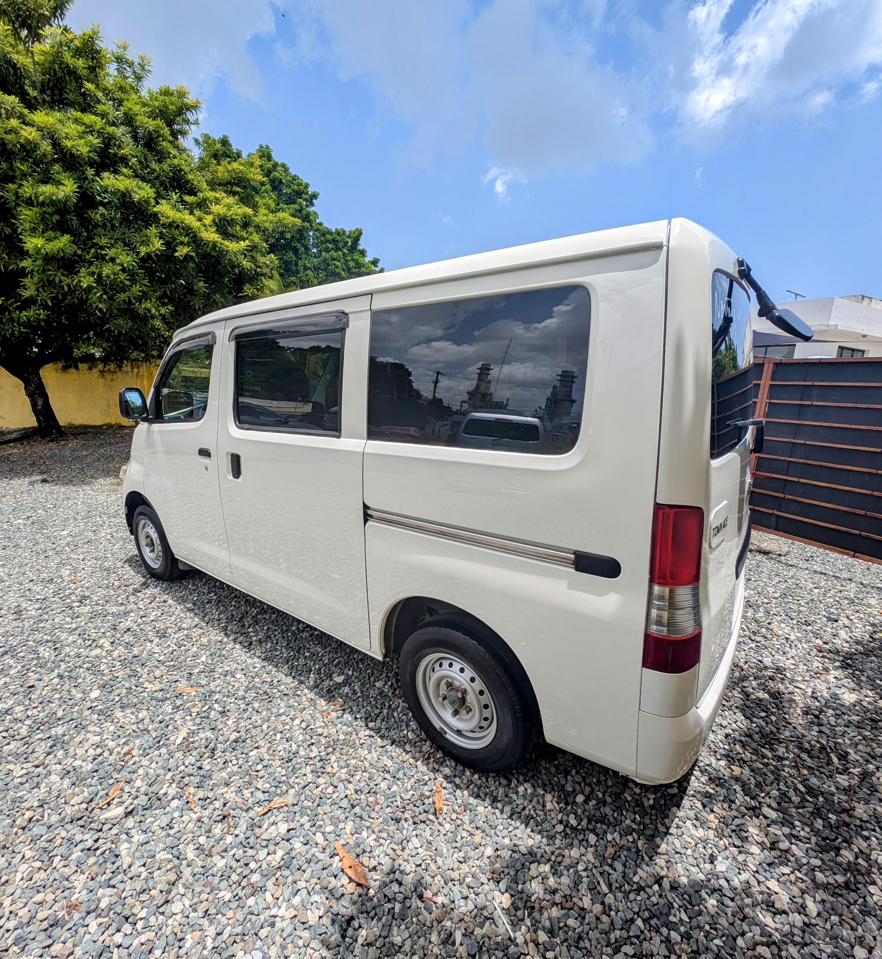 Toyota TownAce 2019 Foto 7287566-5.jpg