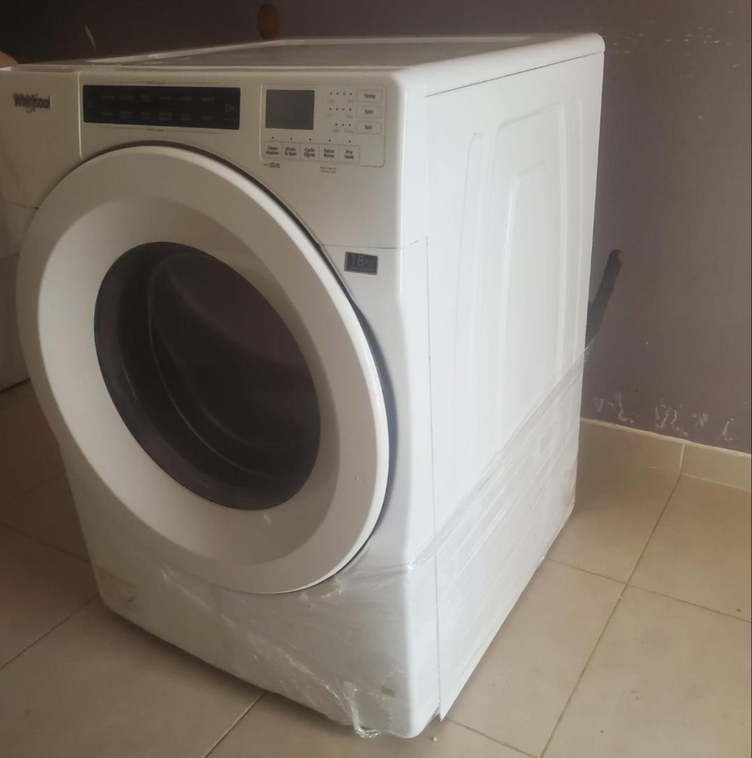 Lavadora automática Whirlpool de 36 libras  Foto 7287716-2.jpg
