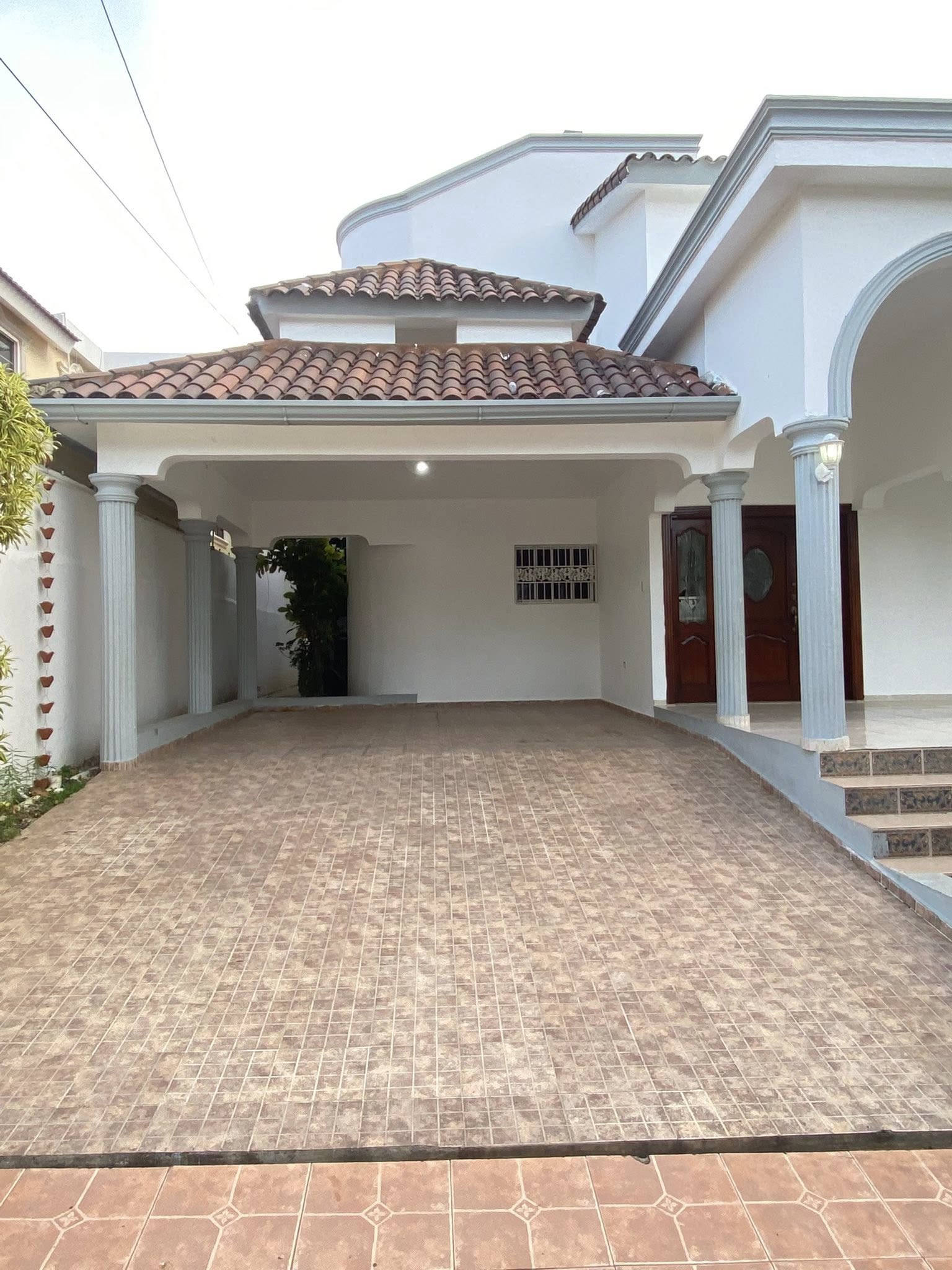 VPI-A 2025-0087 Rento Casa de dos niveles Cerro Alto Santiago Repúblic Foto 7287925-11.jpg