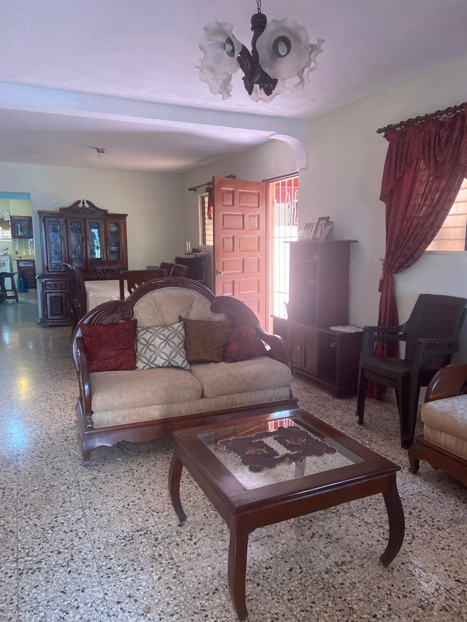Casa en El Millón con 6 habitaciones y 286 m2 de construcción Foto 7287940-6.jpg