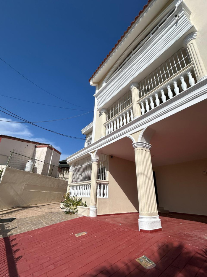 Casa en Alquiler en El Millón – Uso Comercial o Residencial Foto 7287988-15.jpg