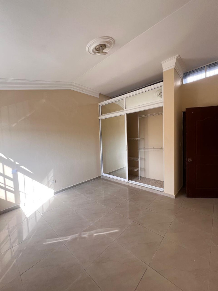 Casa en Alquiler en El Millón – Uso Comercial o Residencial Foto 7287988-3.jpg