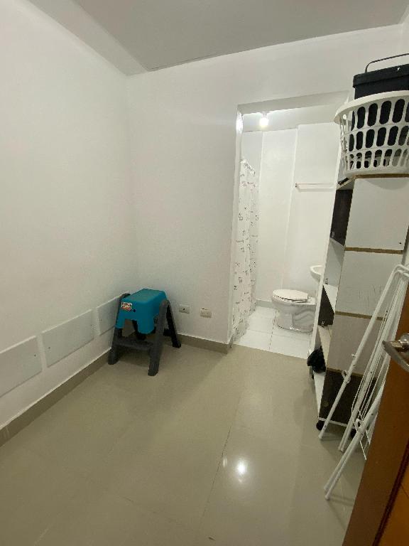 ALQUILO APARTAMENTO EN GAZCUE UN 4 NIVEL Foto 7288001-4.jpg