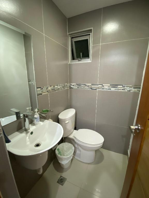 ALQUILO EN GAZCUE APARTAMENTO 4 NIVEL Foto 7288013-2.jpg