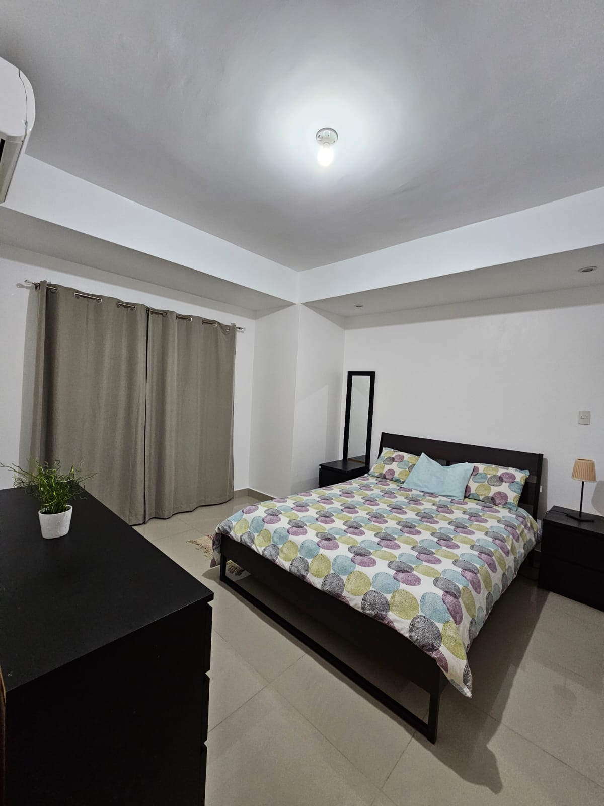ALQUILO EN GAZCUE APARTAMENTO 4 NIVEL Foto 7288013-4.jpg