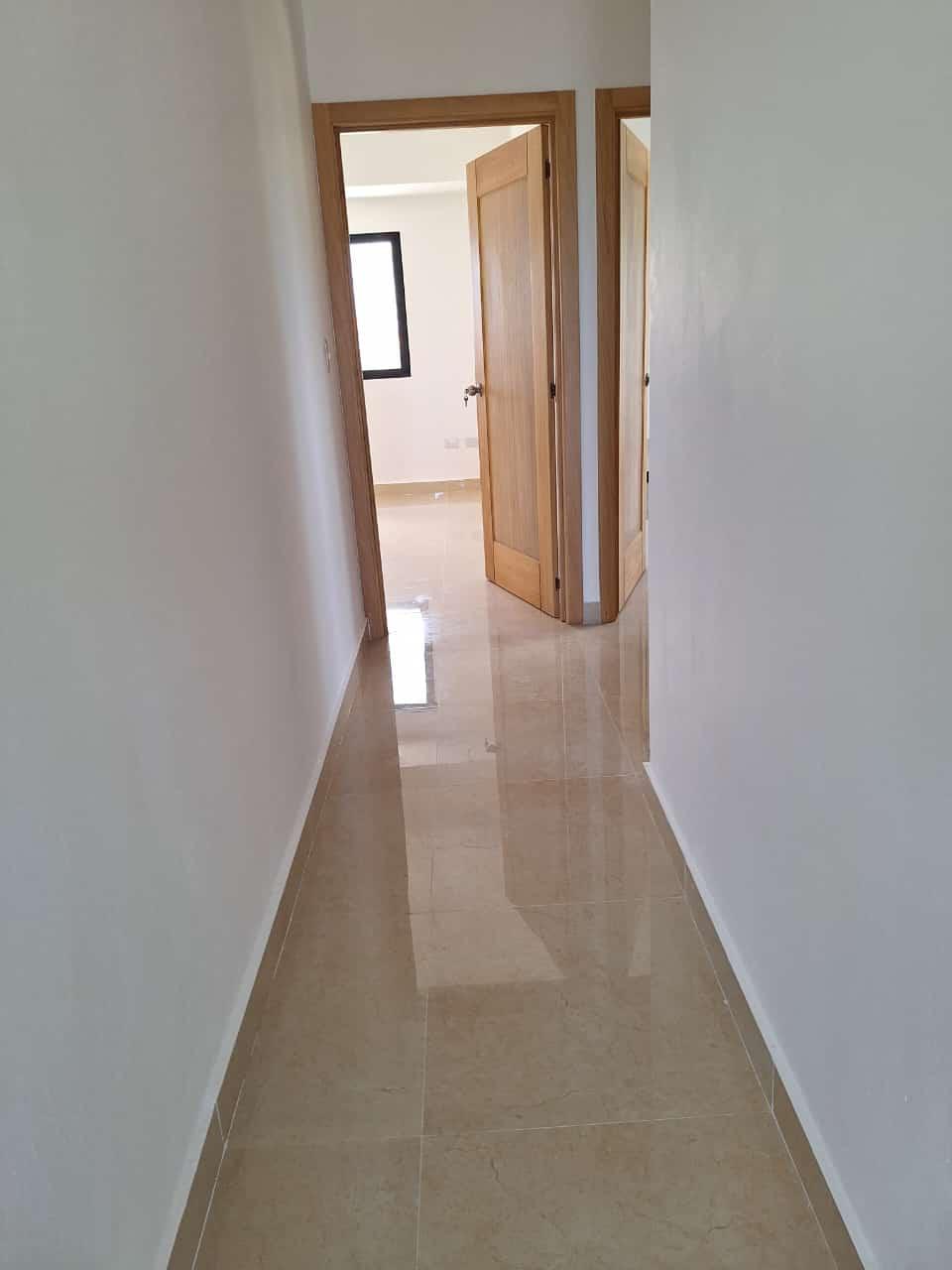 Apartamento de 3 Habitaciones en Venta en la Av. Ecologica. Foto 7288114-4.jpg
