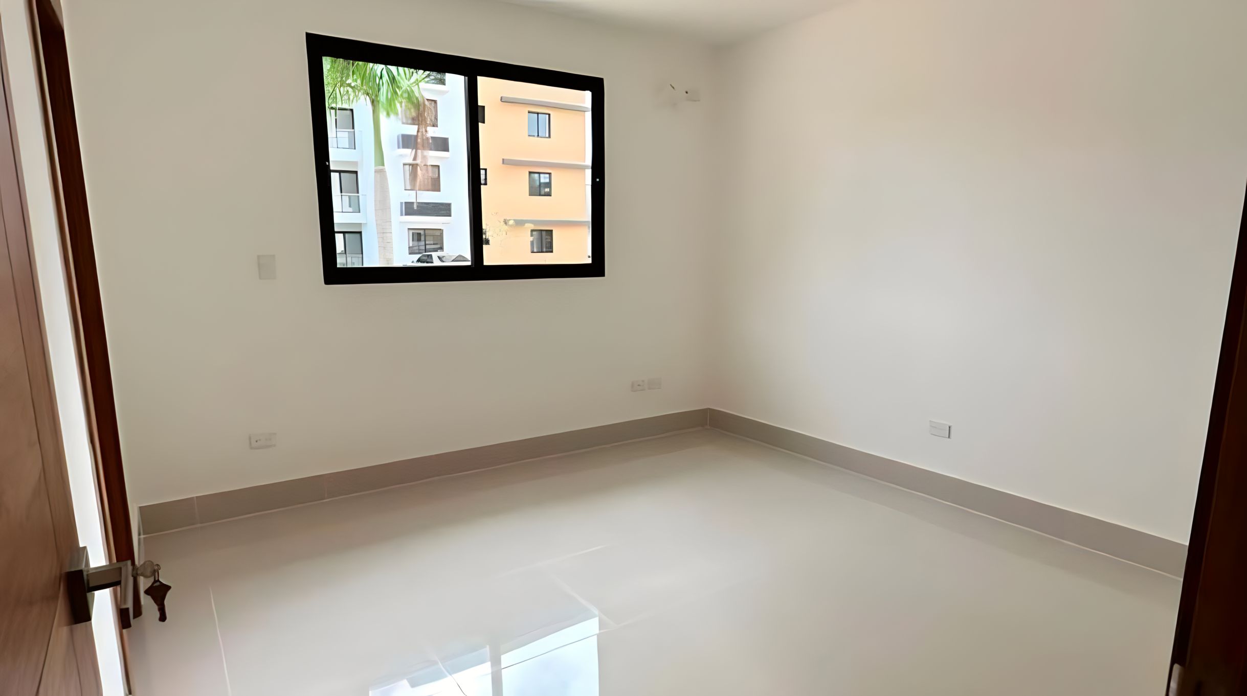 ???? Alquiler de Apartamento con Patio – Los Álamos Santiago Foto 7288124-10.jpg