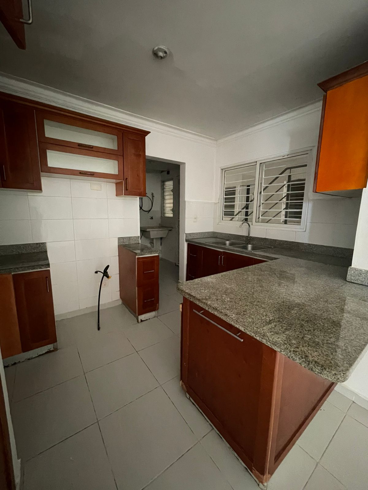 Apartamento de 3 Habitaciones en Venta en la Charles de Gaulle.  Foto 7288128-5.jpg