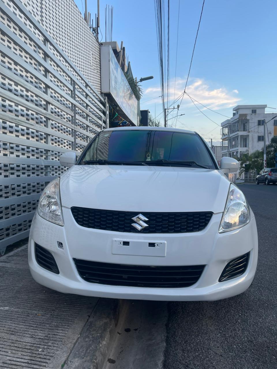 SUZUKI SWIFT 2012 - TRACCION DELANTERA 4X4  Foto 7288401-11.jpg