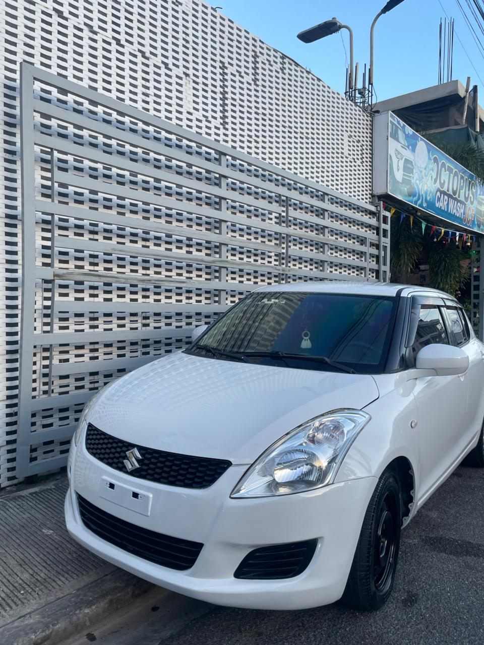 SUZUKI SWIFT 2012 - TRACCION DELANTERA 4X4  Foto 7288401-4.jpg