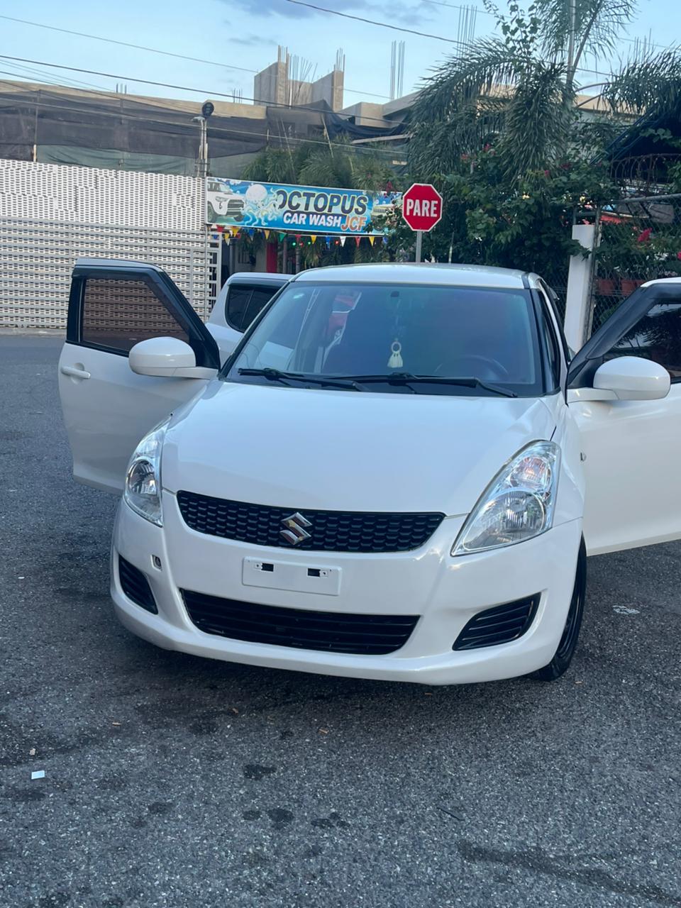SUZUKI SWIFT 2012 - TRACCION DELANTERA 4X4  Foto 7288401-9.jpg