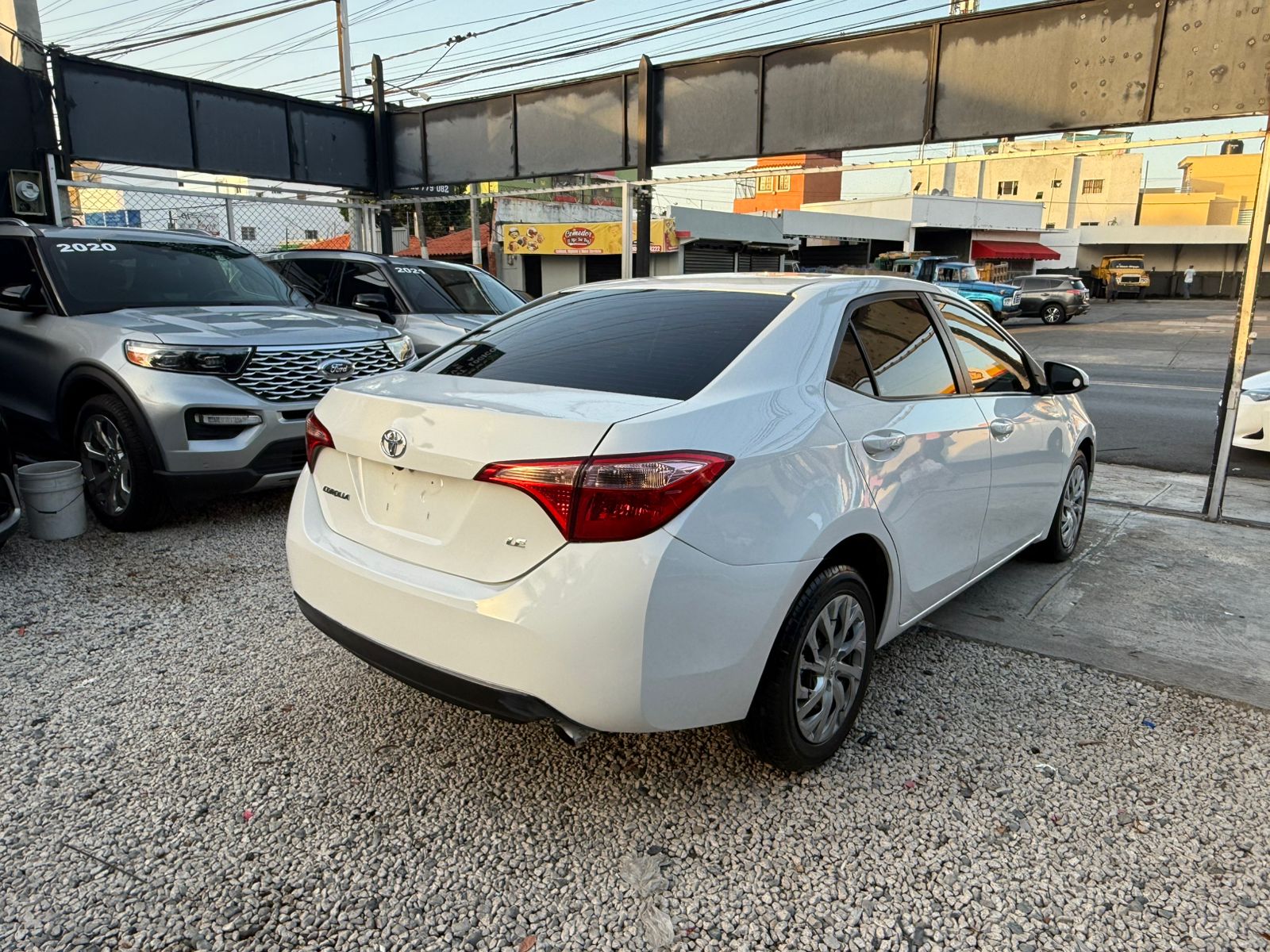 Toyota Corolla LE 2019 Foto 7288430-4.jpg